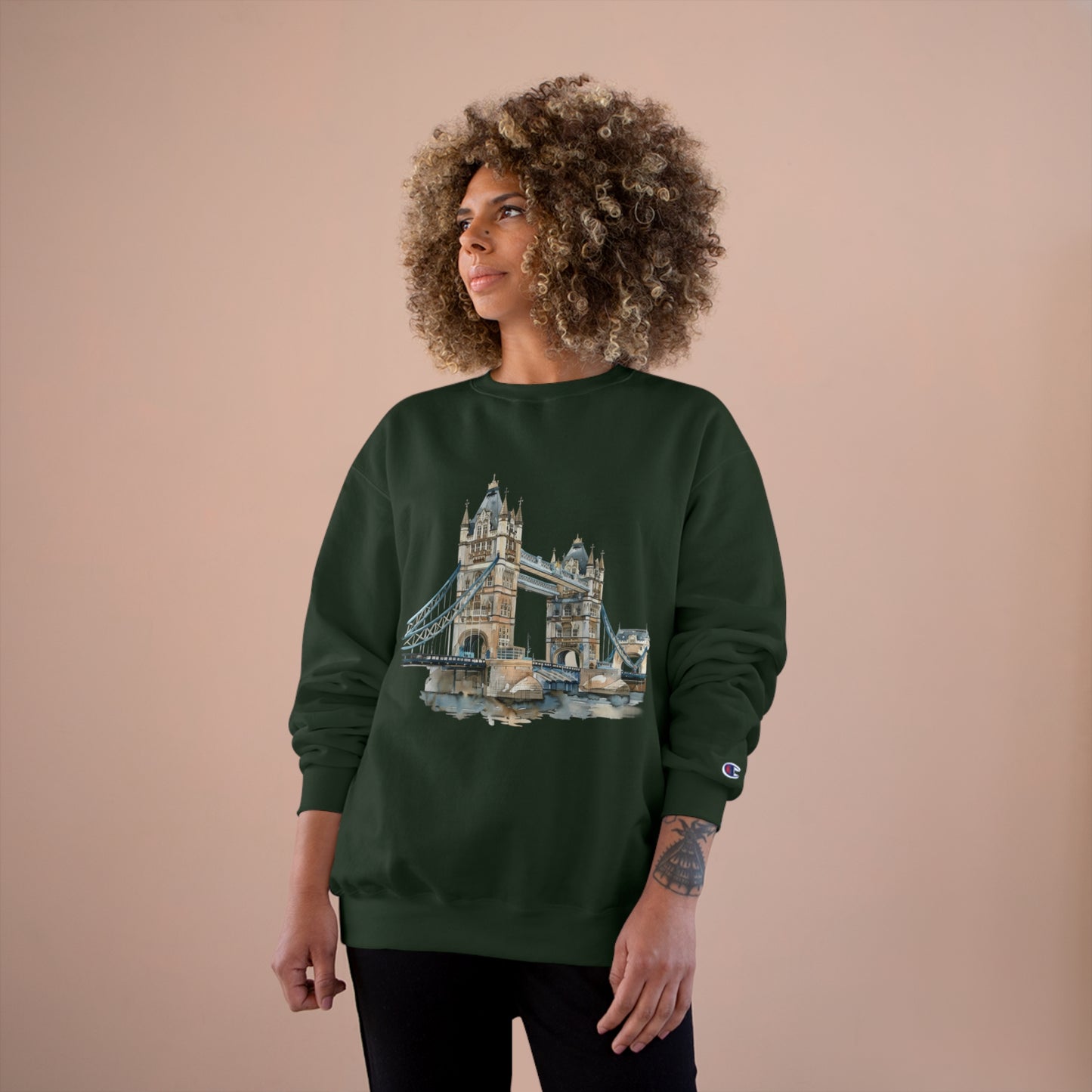Champion Sweatshirt - London Bridge - Iconic Landmark and Historical Beauty