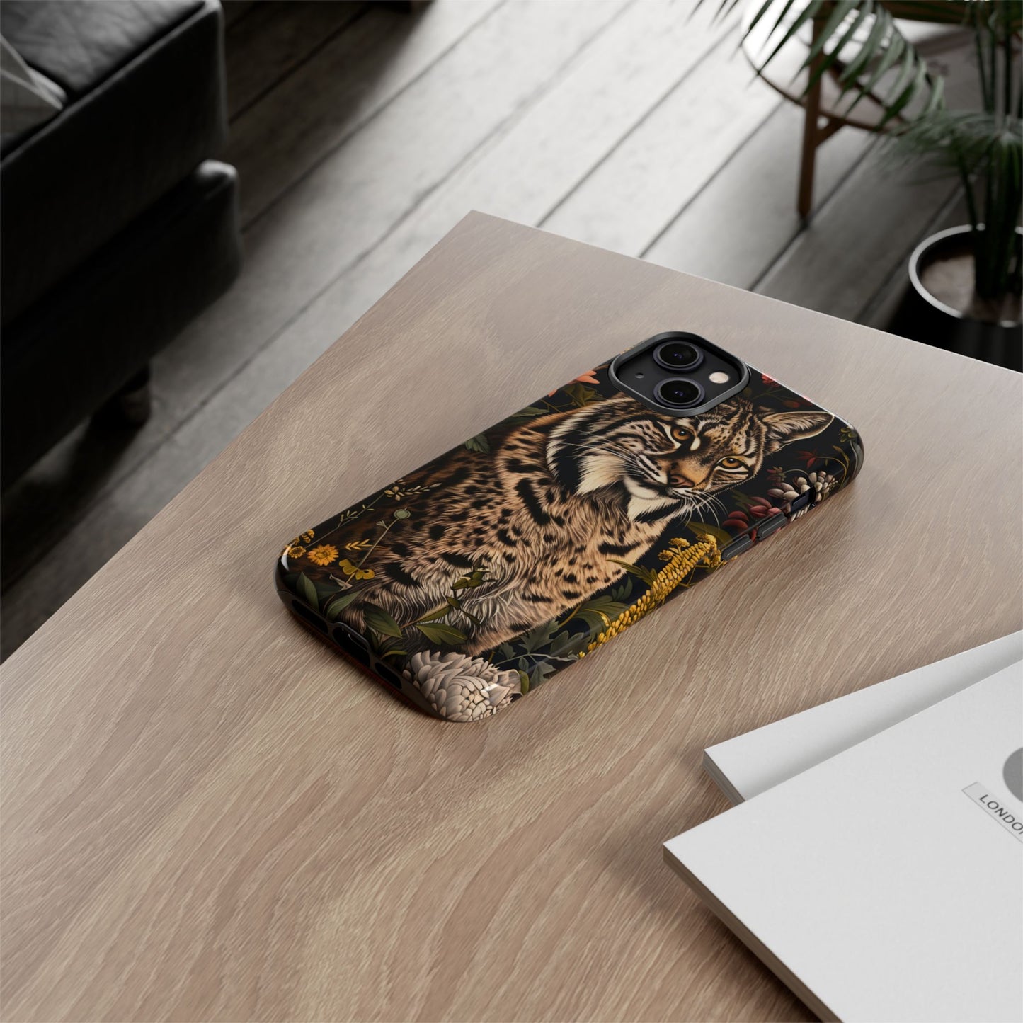 Wildlife Phone Case with Lynx Design, Tough Cases, Animal Lovers Gift, Nature Inspired Accessories, Unique Tech Protection