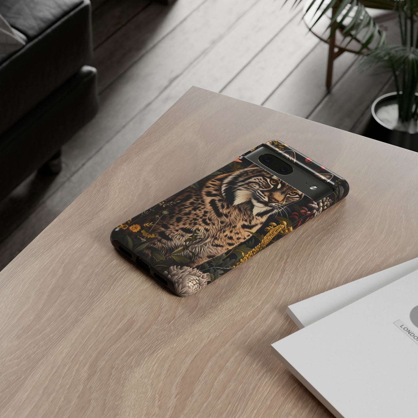 Wildlife Phone Case with Lynx Design, Tough Cases, Animal Lovers Gift, Nature Inspired Accessories, Unique Tech Protection