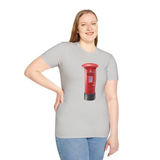 Unisex Softstyle T-Shirt - Classic UK Royal Mailbox Design - British Postbox Icon