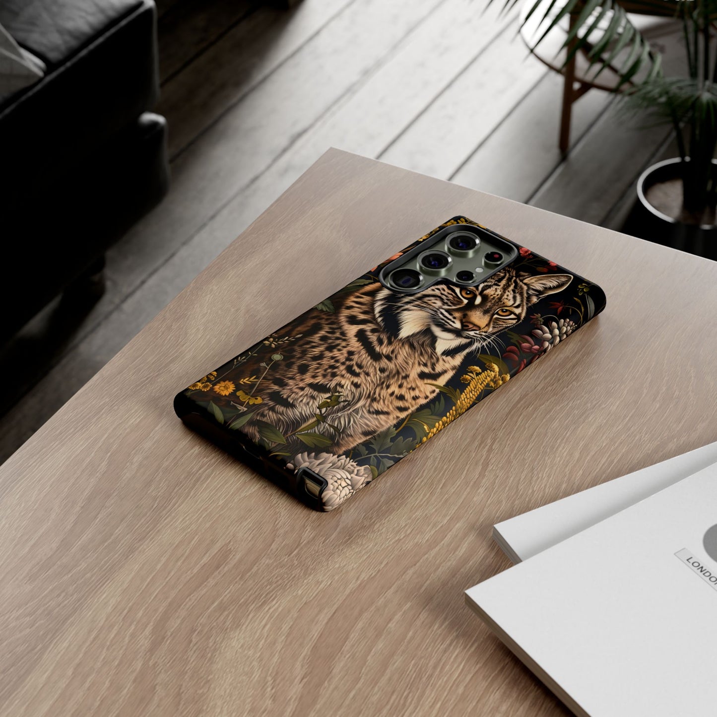 Wildlife Phone Case with Lynx Design, Tough Cases, Animal Lovers Gift, Nature Inspired Accessories, Unique Tech Protection