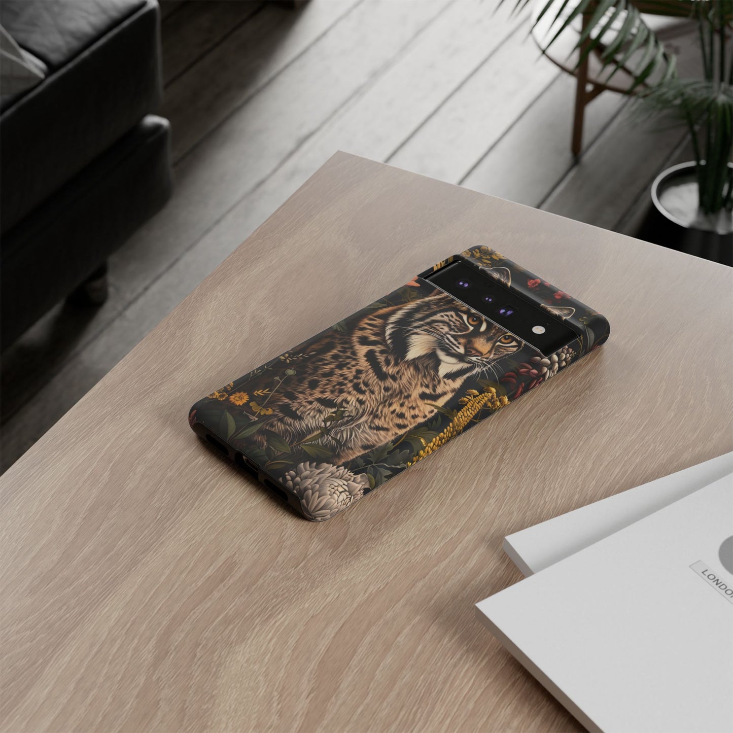 Wildlife Phone Case with Lynx Design, Tough Cases, Animal Lovers Gift, Nature Inspired Accessories, Unique Tech Protection