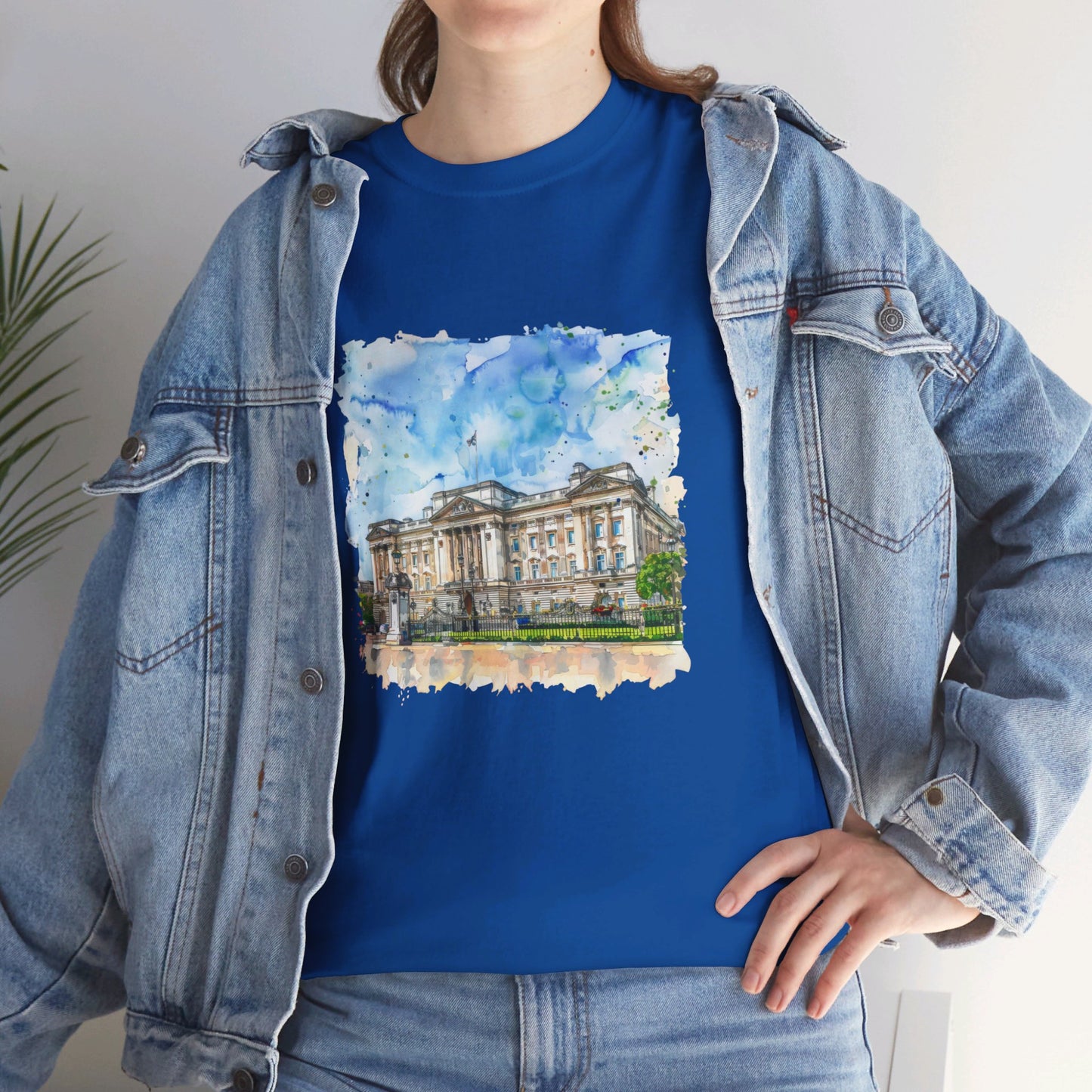 The Heart of British Culture and Iconic Landmarks Classy Unisex Heavy Cotton T-Shirt