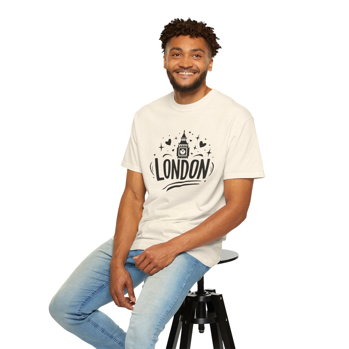 London Aesthetic - Timeless Cityscape Trendy Unisex Garment-Dyed T-shirt
