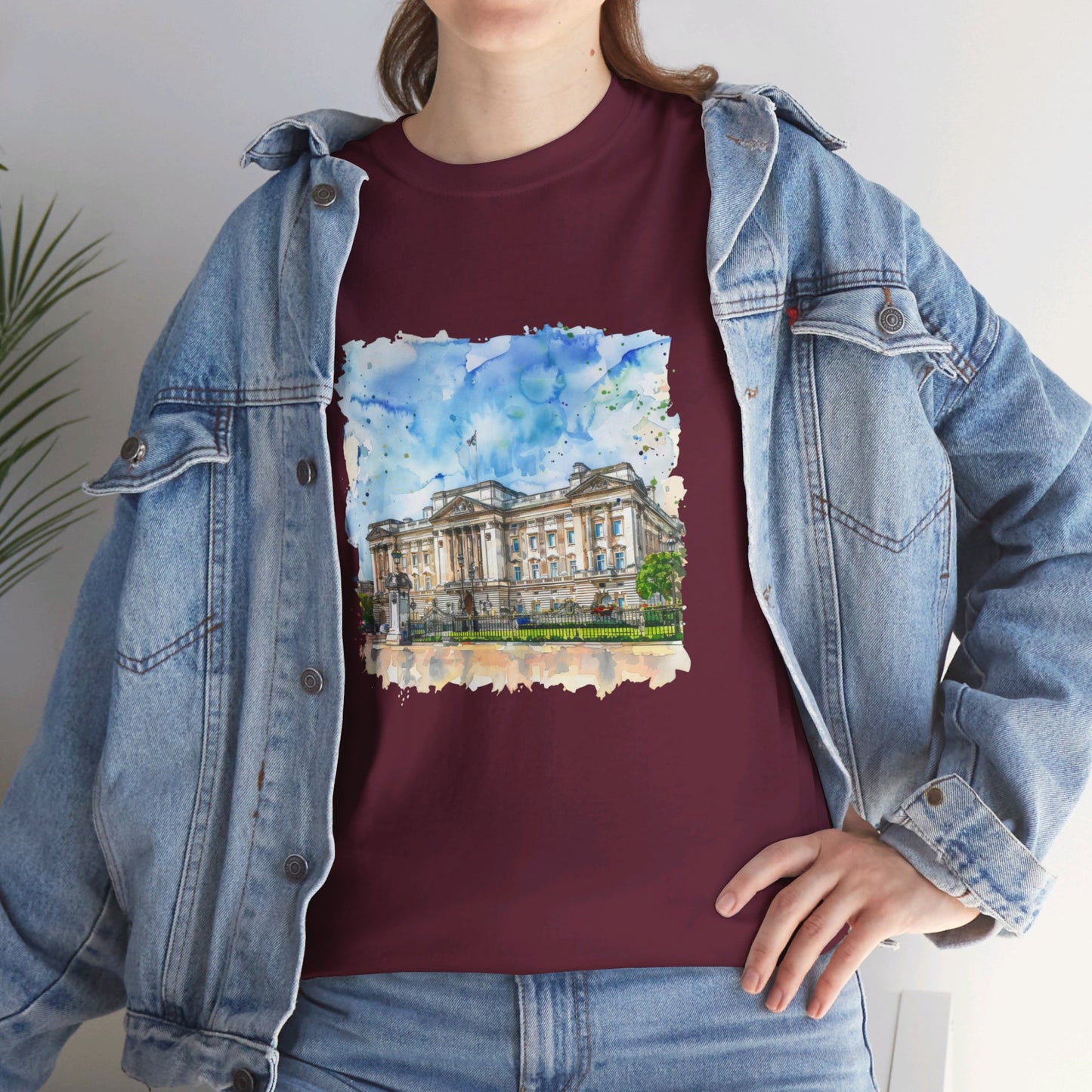 The Heart of British Culture and Iconic Landmarks Classy Unisex Heavy Cotton T-Shirt