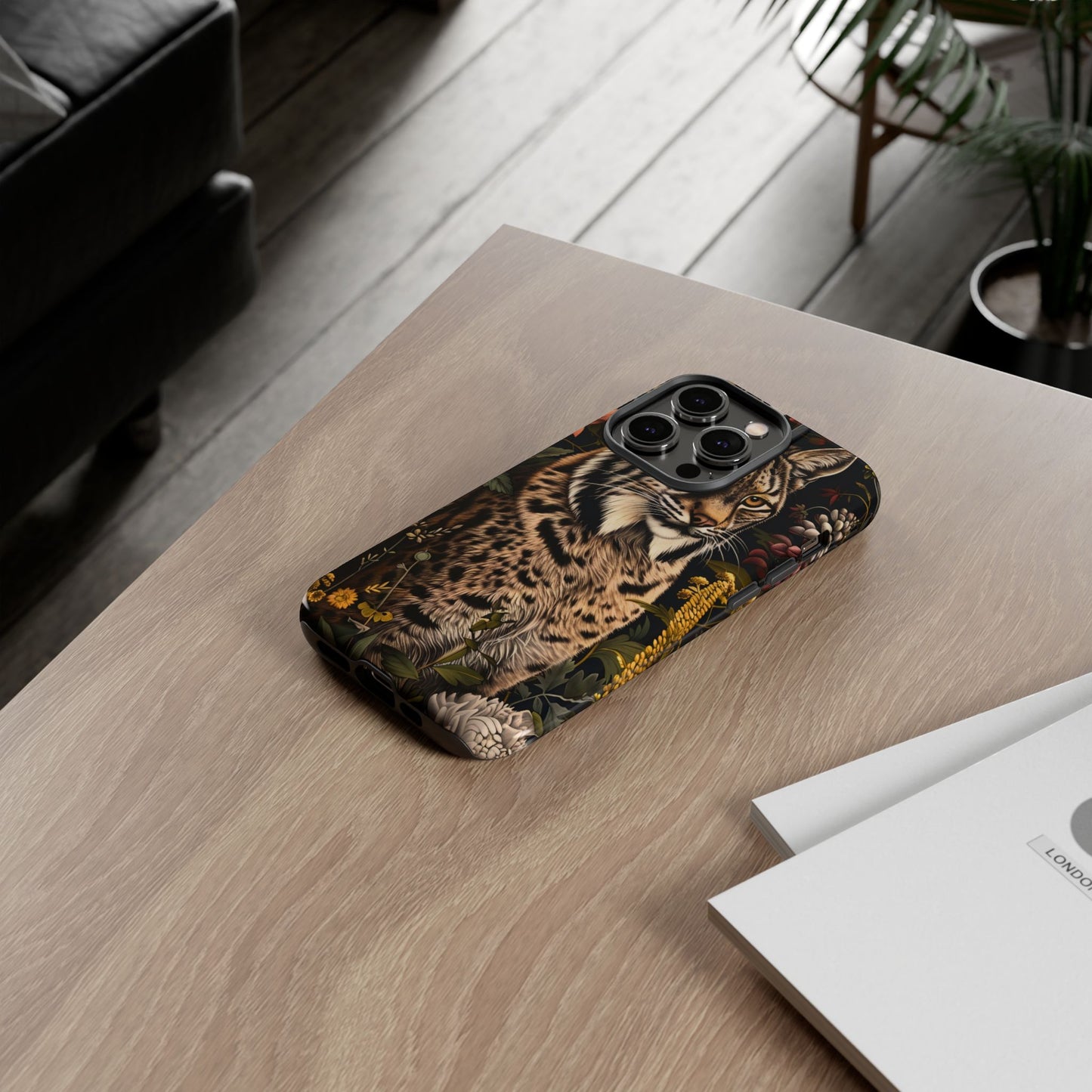 Wildlife Phone Case with Lynx Design, Tough Cases, Animal Lovers Gift, Nature Inspired Accessories, Unique Tech Protection
