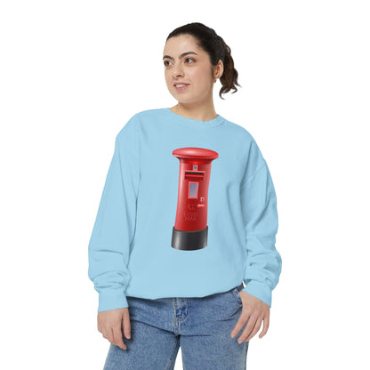 Unisex Garment-Dyed Sweatshirt - Classic UK Royal Mailbox Design - British Postbox Icon