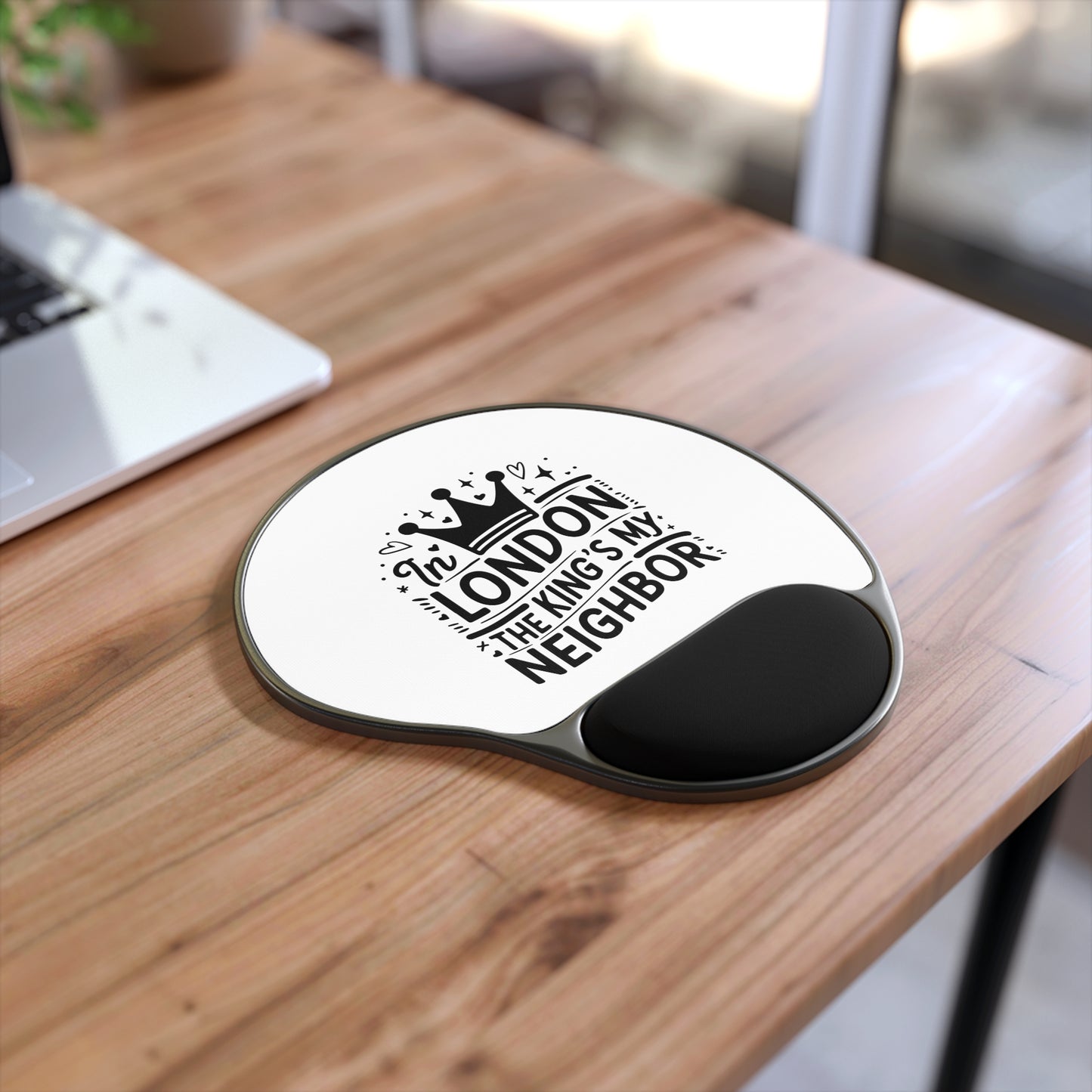 Royal London Mouse Pad with Wrist Rest, Perfect Gift for Office Workers, Computer Accessories, Home Decor, Fun Desk Stationery