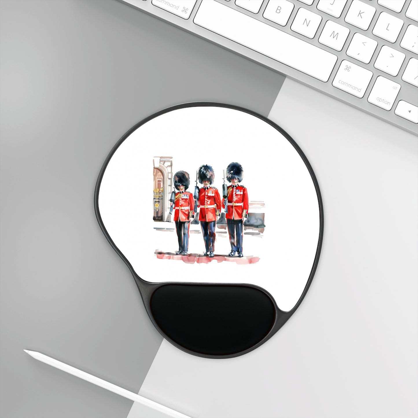 Stylish Wrist Rest Mouse Pad, British Guards Design, Ergonomic Office Decor, Unique Gift for Home and Work, Perfect for Students and [...]