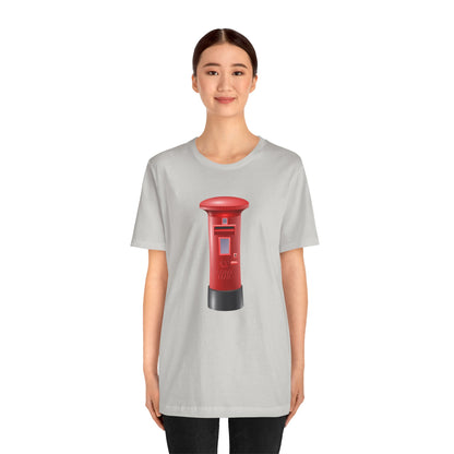 Unisex Jersey Short Sleeve Tee - Classic UK Royal Mailbox Design - British Postbox Icon