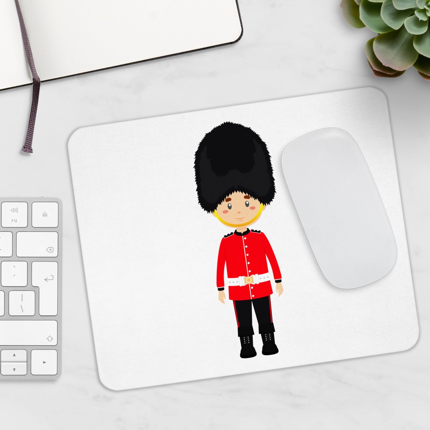 Whimsical British Soldier Mouse Pad, Cute Desk Accessory for Home Office, Perfect Gift for Students, Gamers, or Travelers, Unique Mouse Mat