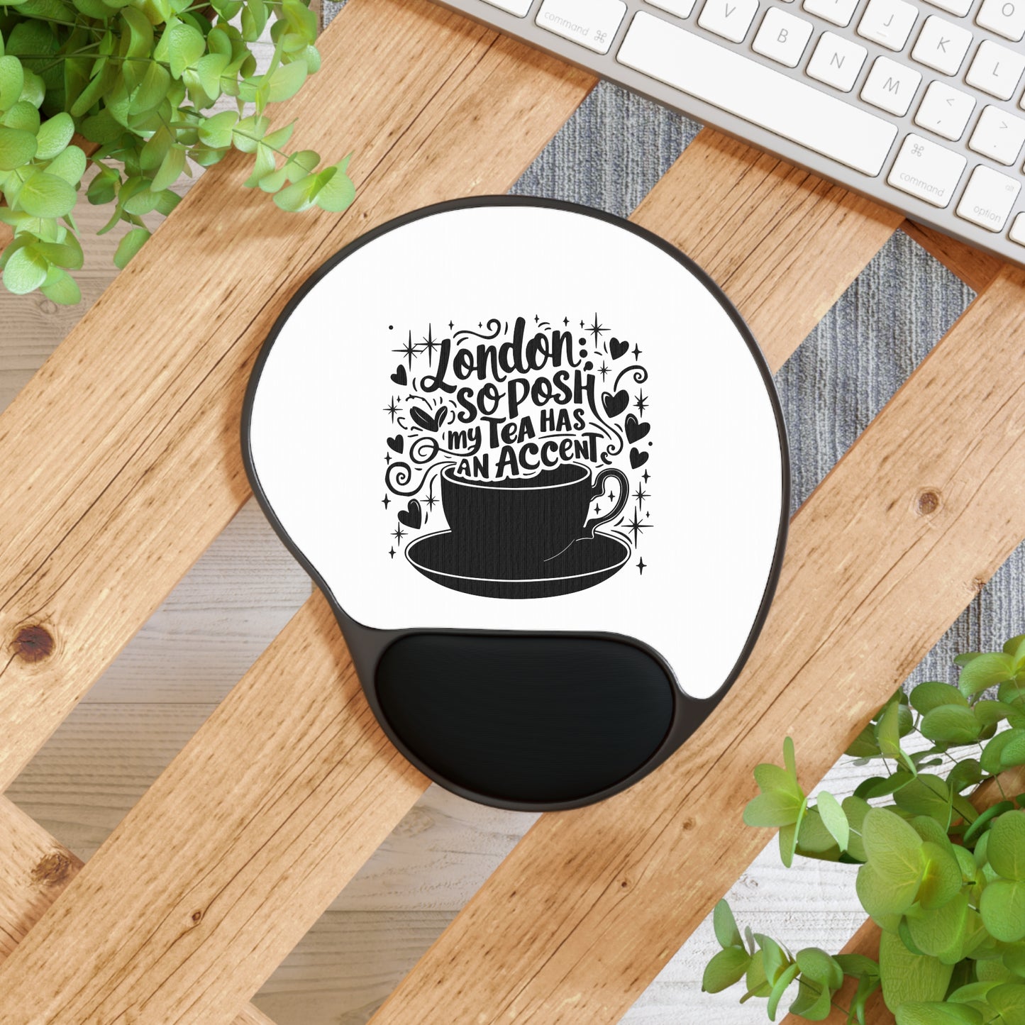 London So Posh Mouse Pad With Wrist Rest