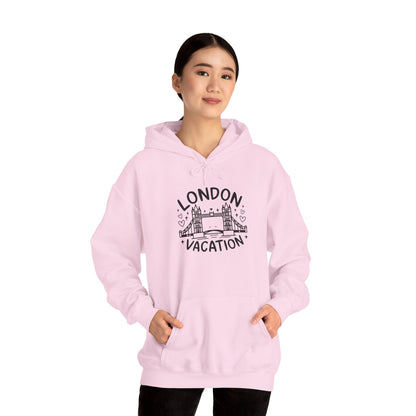 Unisex Heavy Blend™ Hooded Sweatshirt - London's Cozy Vacations