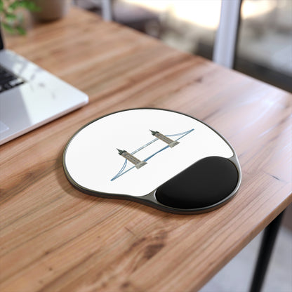 London Bridge Mouse Pad with Wrist Rest, Ergonomic Office Decor, Perfect Gift for Gamers, College Students, Home Office Essentials