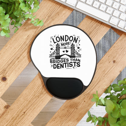 London Bridge Mouse Pad With Wrist Rest