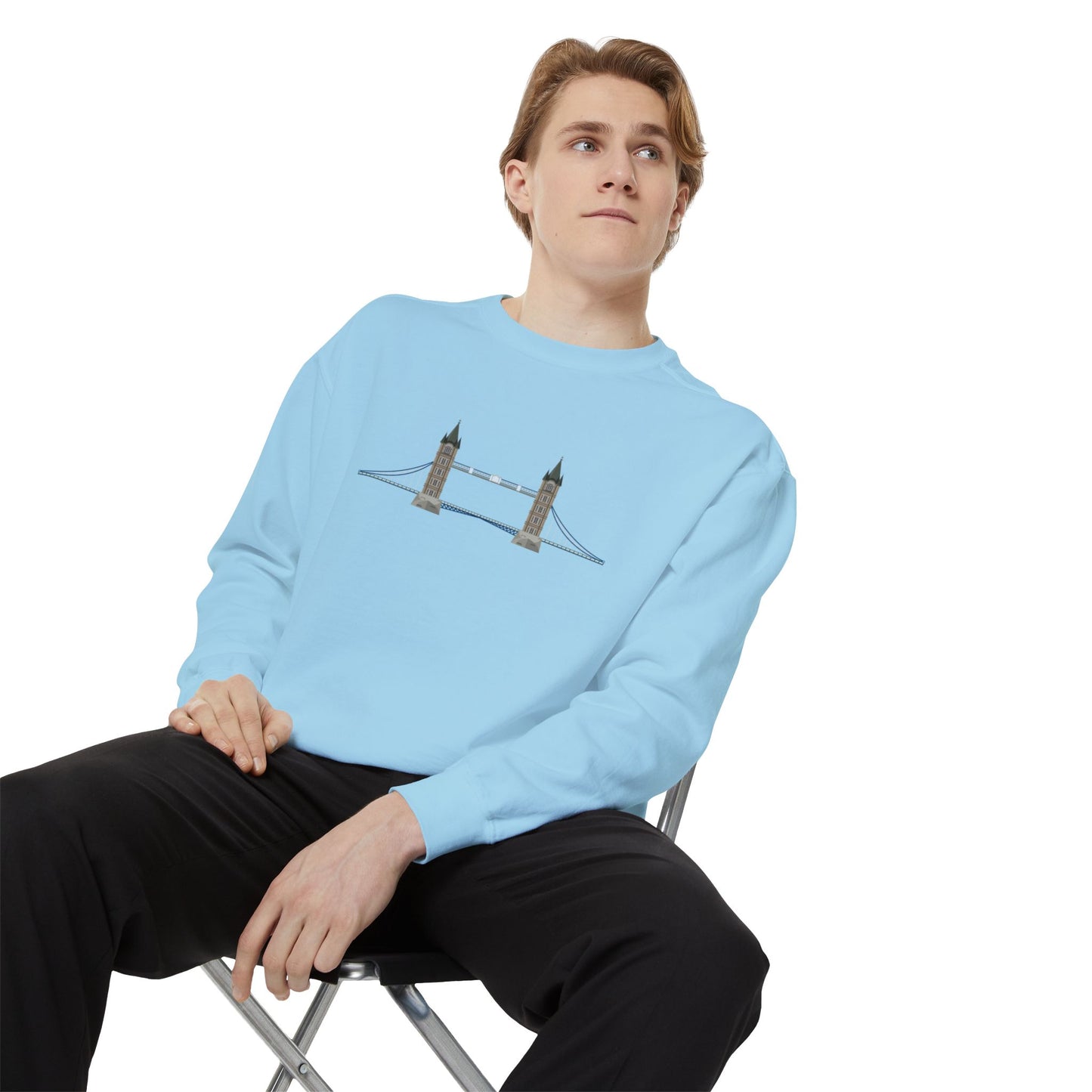 Unisex Garment-Dyed Sweatshirt Relaxed - Tower Bridge Iconic London