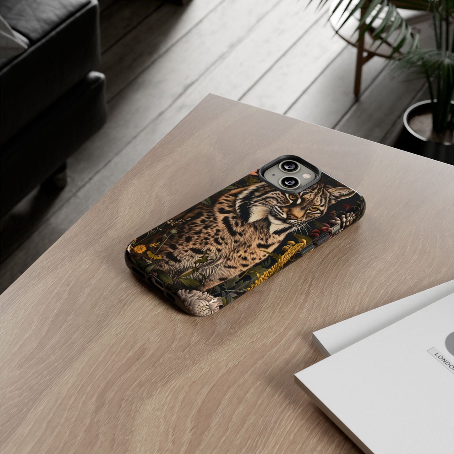 Wildlife Phone Case with Lynx Design, Tough Cases, Animal Lovers Gift, Nature Inspired Accessories, Unique Tech Protection