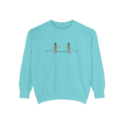 Unisex Garment-Dyed Sweatshirt Relaxed - Tower Bridge Iconic London