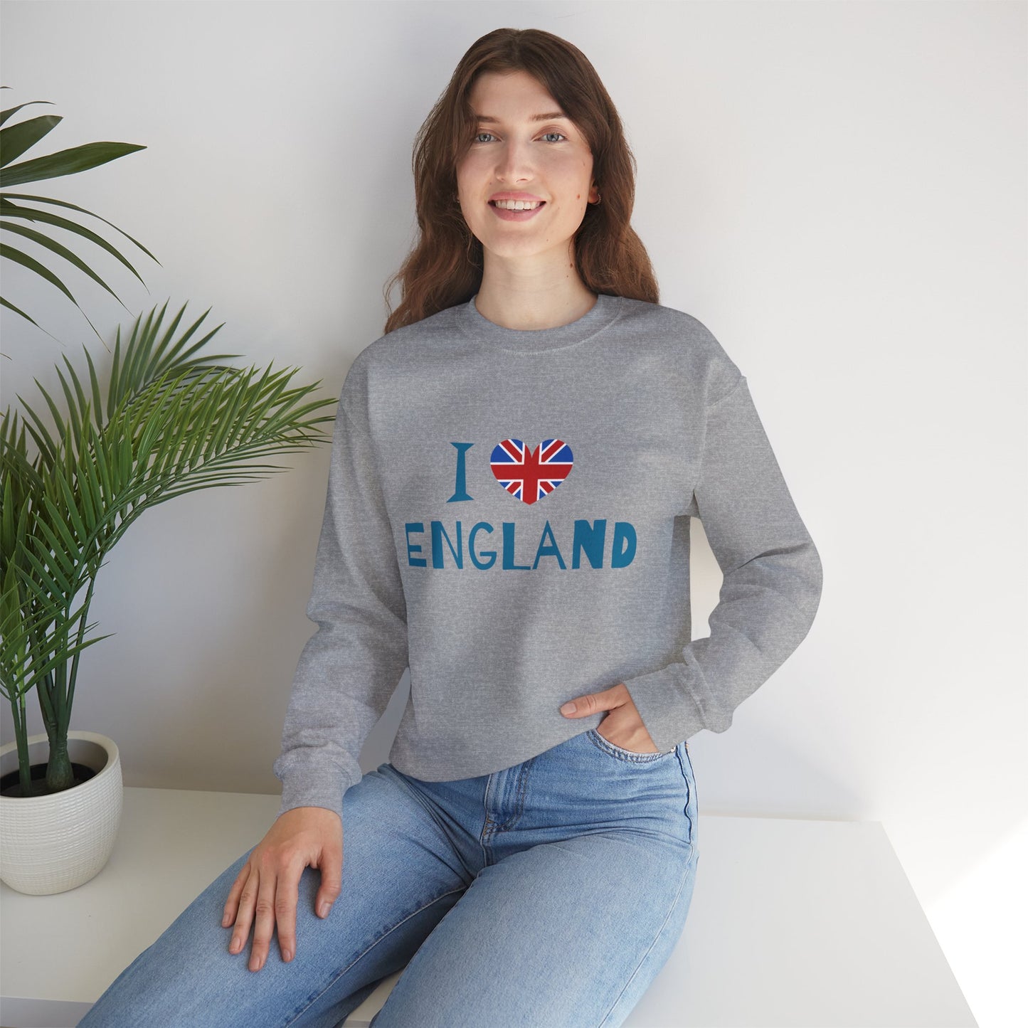 Unisex Heavy Blend™ Crewneck Sweatshirt - I Love England - Union Jack Heart Design