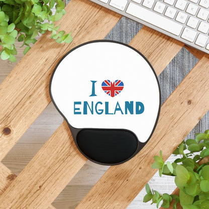 Comfortable Mouse Pad with Wrist Rest, Ideal Gift for England Lovers, Ergonomic Desk Accessory for Home/Office, Perfect for Holidays & [...]