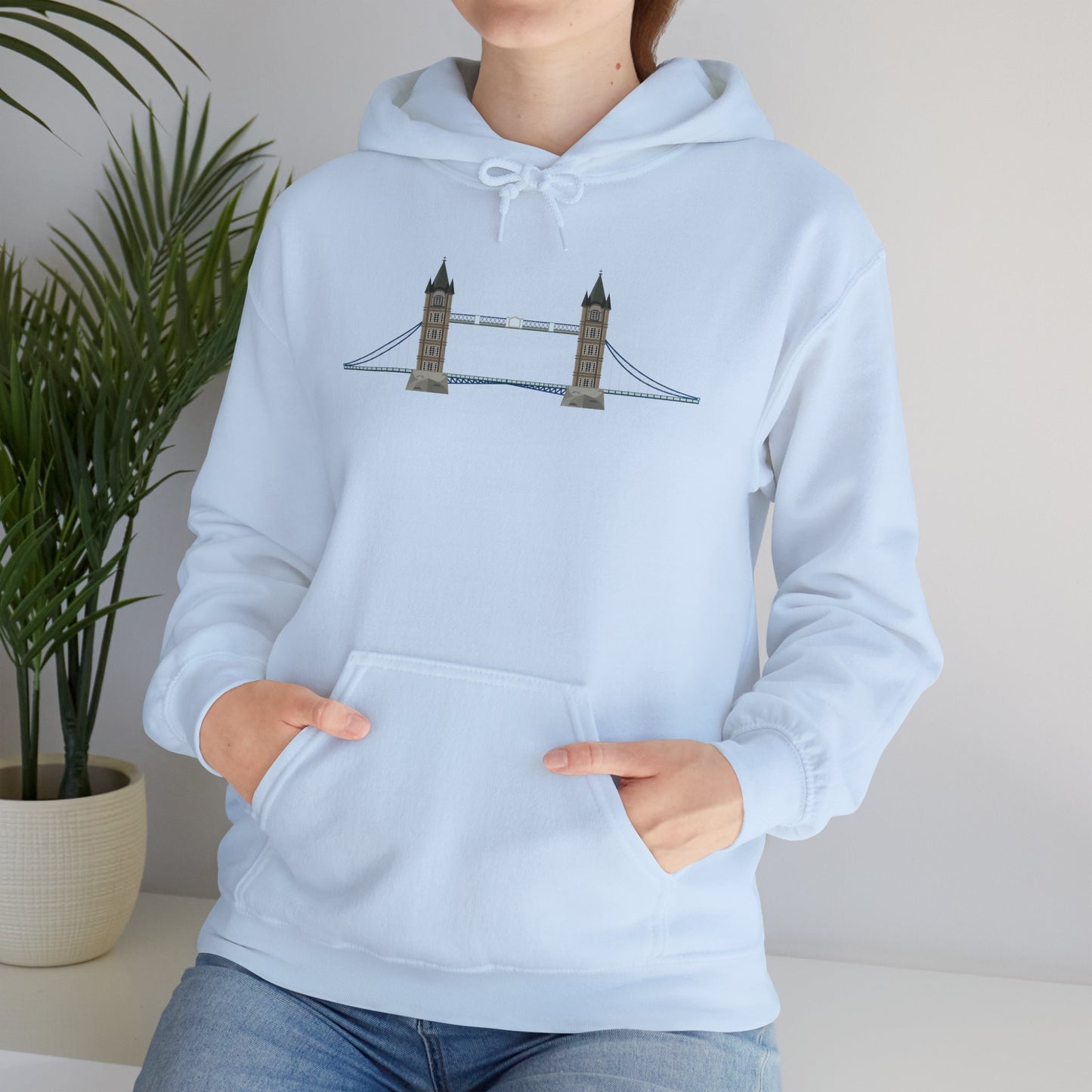 Unisex Heavy Blend™ Hooded Sweatshirt - Tower Bridge - Iconic London Landmark