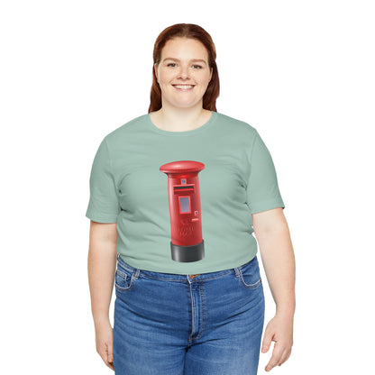 Unisex Jersey Short Sleeve Tee - Classic UK Royal Mailbox Design - British Postbox Icon
