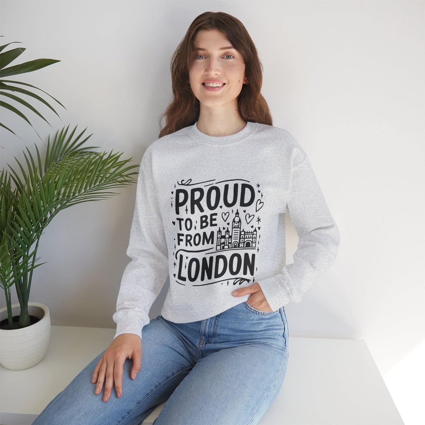 Unisex Heavy Blend™ Crewneck Sweatshirt - Proud to be from London