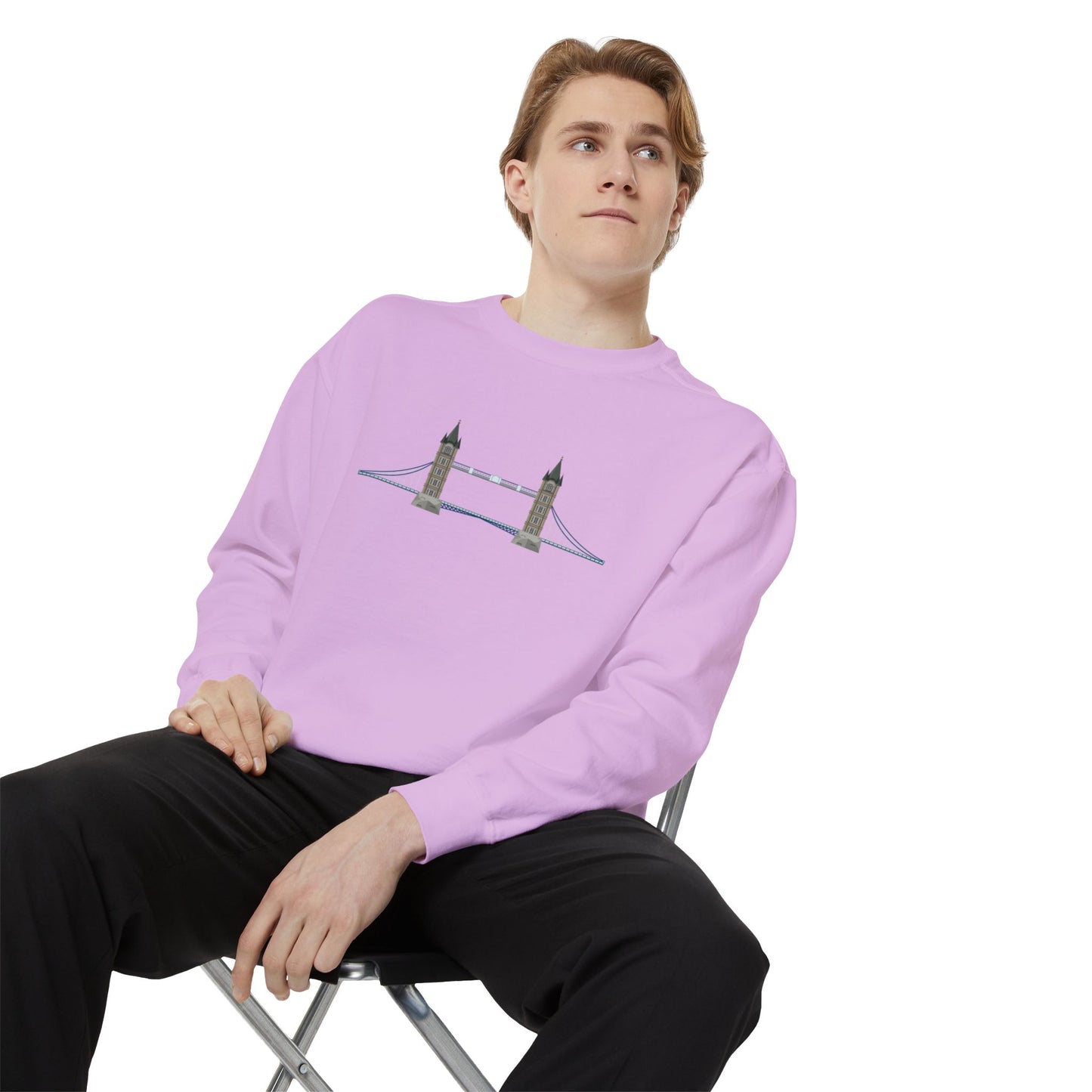 Unisex Garment-Dyed Sweatshirt Relaxed - Tower Bridge Iconic London