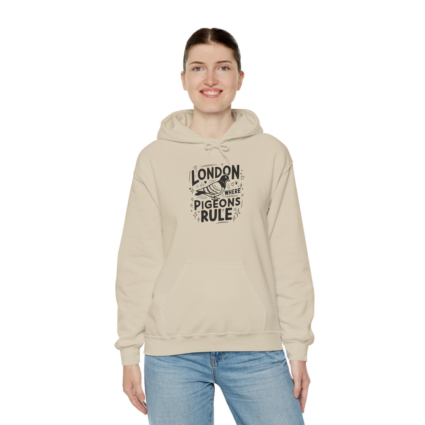 Unisex Heavy Blend™ Hooded Sweatshirt - London where pigeons rule