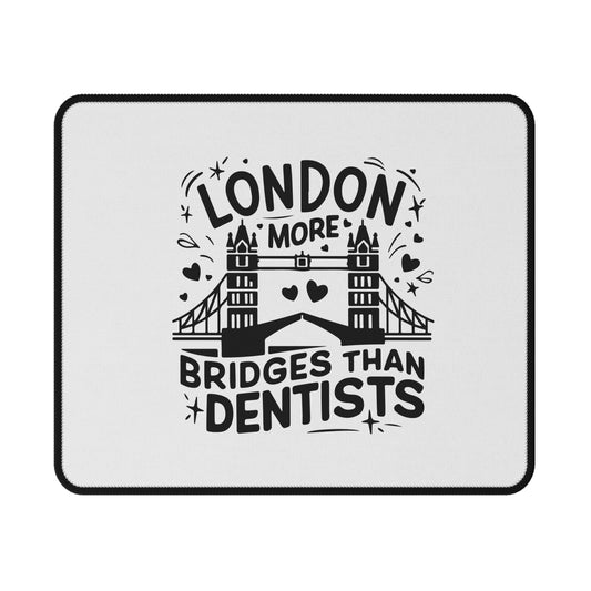 London Bridge Gaming Mouse Pad - Fun Desk Accessory, Perfect Gift for Gamers and London Lovers, Office Decor, Unique Gaming Supplies