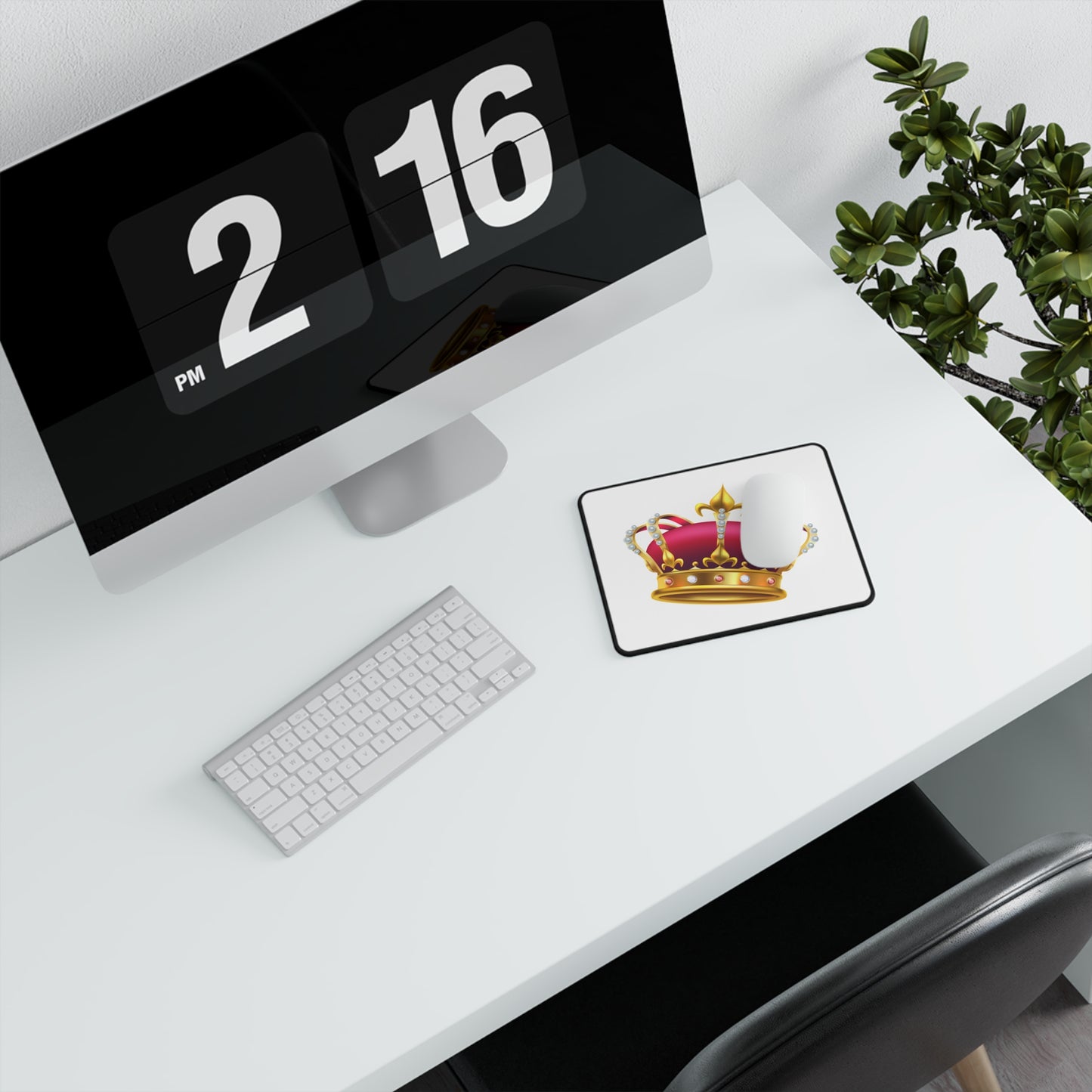 Royal Crown Gaming Mouse Pad, Non-Slip Mouse Mat, Computer Accessories for Gamers, Unique Gamer Gift, Desk Decor